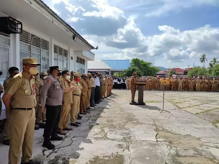 Kumpulkan ASN dan Perangkat Desa, Bupati Buteng Tekankan Target Vaksin Covid-19