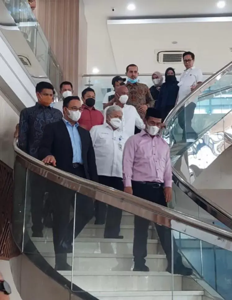 Anies Baswedan Berkunjung ke AAS Building Milik Amran Sulaiman
