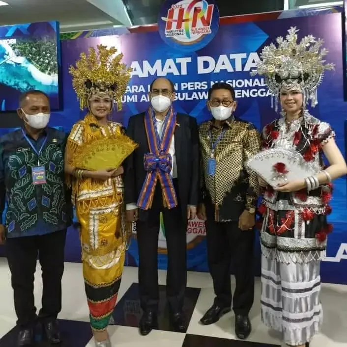 Dijemput di Bandara Halu Oleo, Dubes Pakistan Disambut Bupati Butur