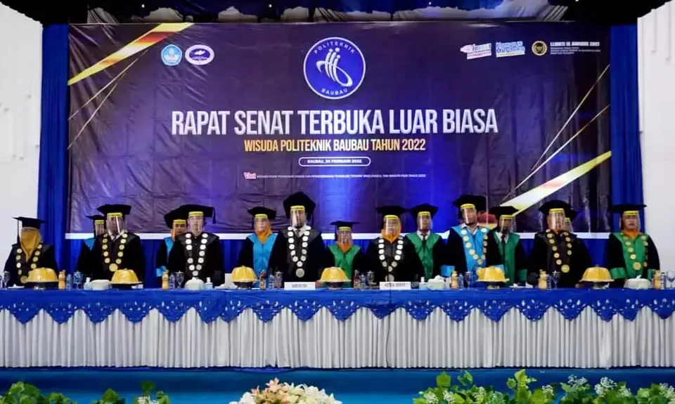 Plt Wali Kota Baubau Tekankan Pentingnya Profesi Kesehatan