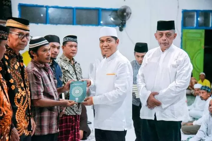 Safari Ramadan, Bupati Sambangi Ambuau Indah