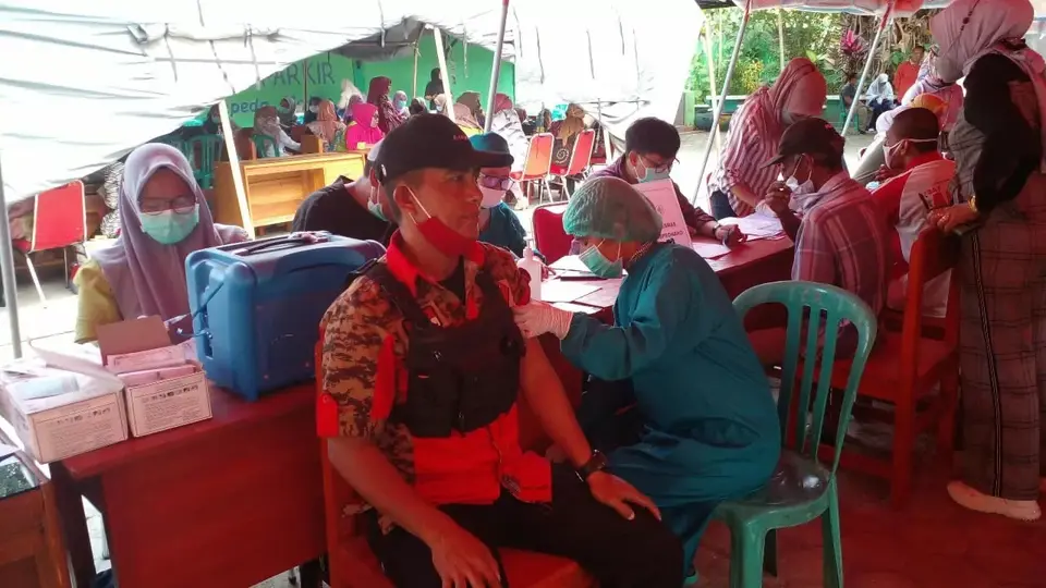 Vaksin Booster Harus Dikebut