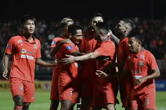 Persebaya Takluk dari Borneo FC dengan Skor Tipis