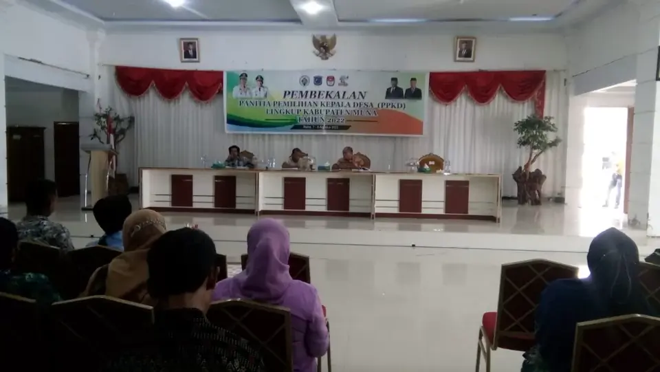 DPMD Muna Gelar Pembekalan Panitia Pilkades