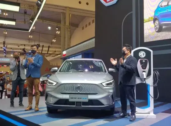MG Pamerkan Mobil Listrik New ZS EV di GIIAS 2022