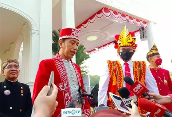 Presiden Jokowi Minta Kepala Daerah Serius Pantau Kenaikan Harga