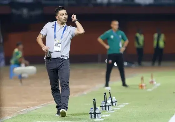 Persik Kediri Berhentikan Javier Roca Sebagai Pelatih