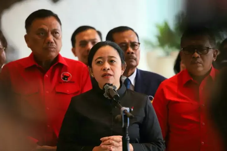 Sambutan Hangat Paloh Untuk Puan