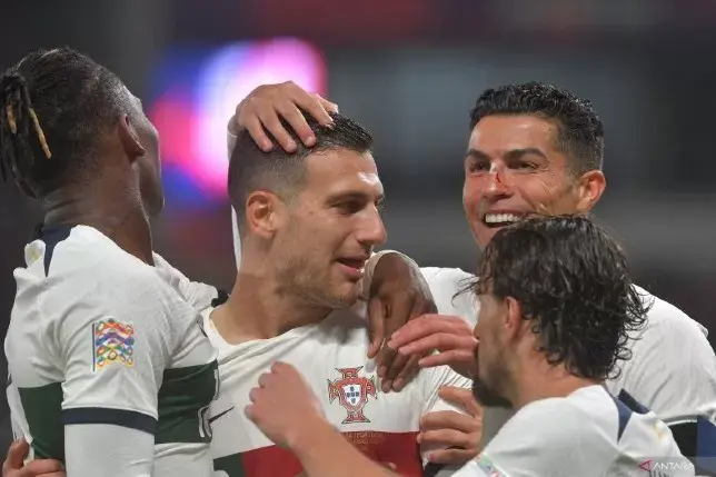 Portugal Bantai Republik Ceko 4-0