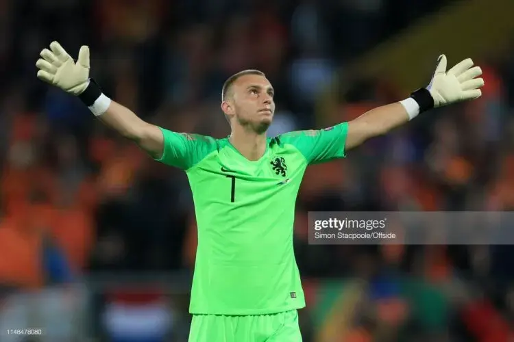 Louis van Gaal Butuh Kiper Tangguh Dalam Adu Penalti