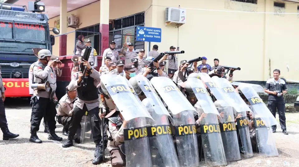 Tingkatkan Kemampuan Fisik, Polres Baubau Gelar Latihan Pengendali Massa