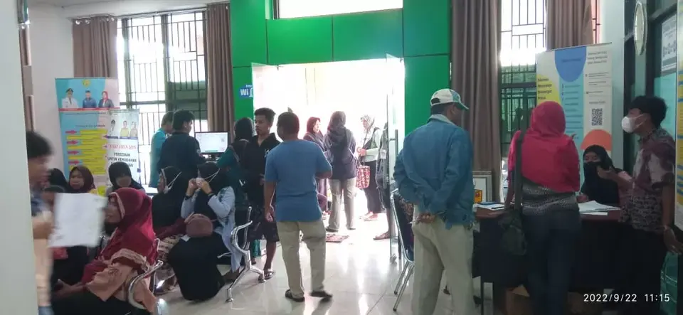 Pengurusan NIB, Pelaku Usaha Memadati Kantor DPM-PTSP