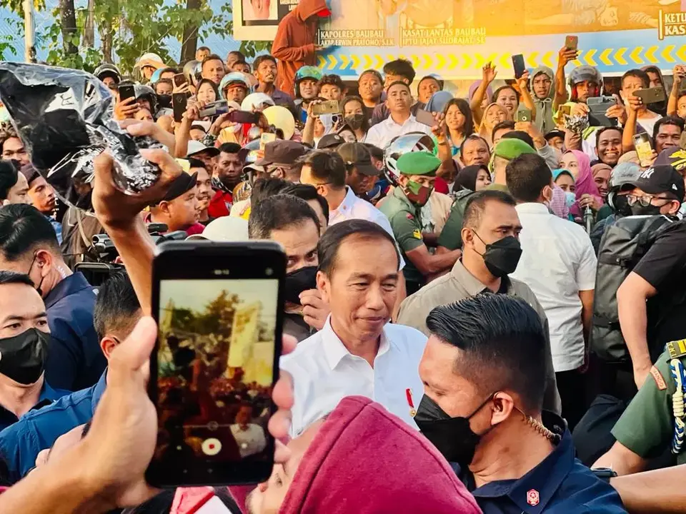 Kunker di Baubau, KNPI Baubau Harap Jokowi Mekarkan Kepton
