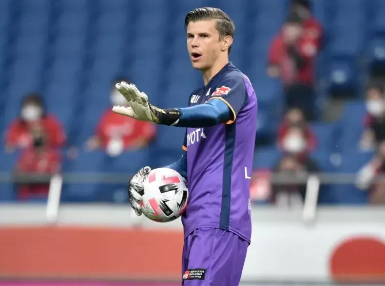 Langerak Perkuat Timnas Australia