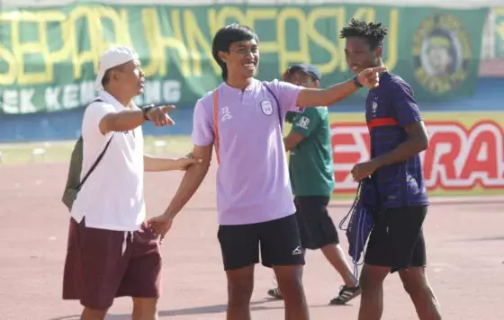 Kapten RANS Ady Setiawan Kecewa Datang Sebagai Lawan Persebaya