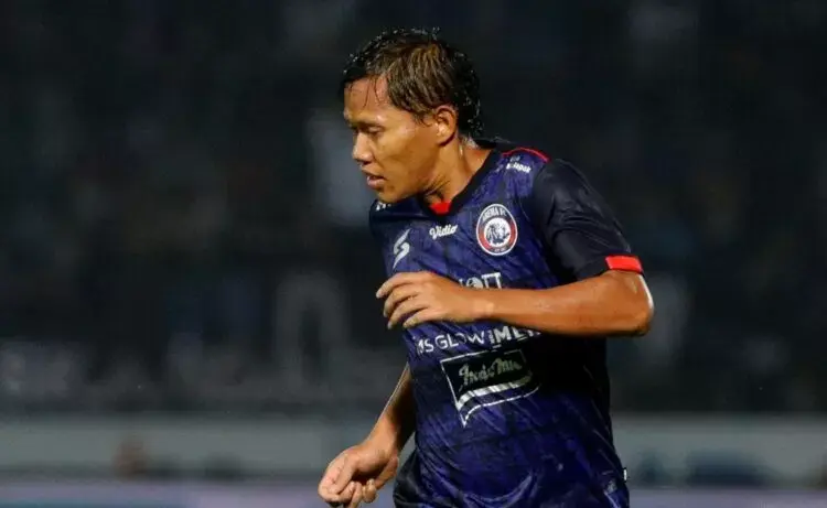 Arema FC vs Persib, Tantangan Perdana Javier Roca
