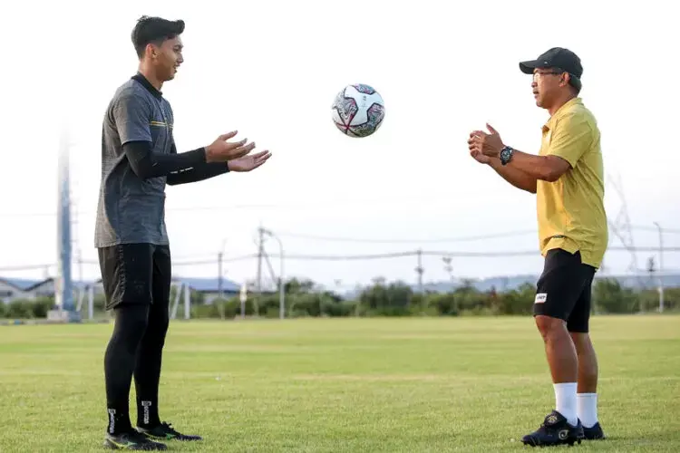 Kiper Adit Bangga Bisa Buat Bangga Malang dan Surabaya