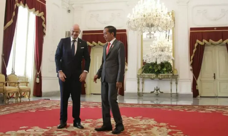 Jokowi dan Presiden FIFA Bertemu, Ini 5 Poin yang Mesti Ditindaklanjuti