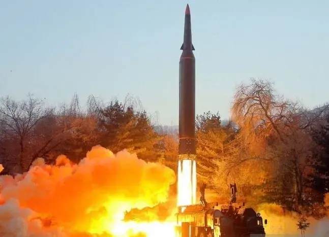 Jepang Kutuk Korea Utara yang Menembakan Rudal