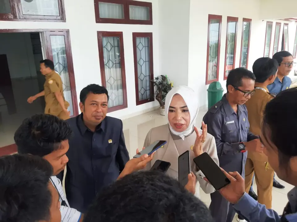 Pemkot Baubau Larang Iklan Harga Rokok