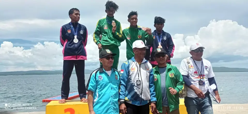 Doni Safar Persembahkan Tiga Medali Emas Cabor Selam Putra untuk Konut