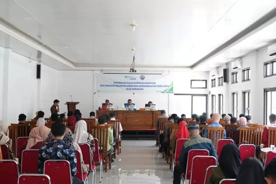 Aparat Desa Busel Wajib Memiliki Jaminan Sosial Ketenagakerjaan