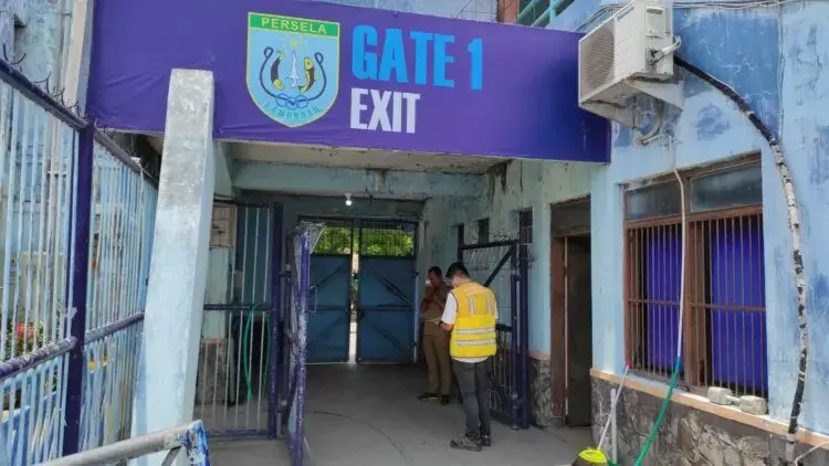 Beberapa Bagian Stadion Surajaya Lamongan Tak Penuhi Persyaratan