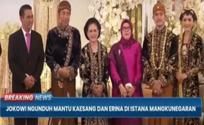Presiden Jokowi Minta AAS Foto Bersama, Padahal Tamu Antrian Panjang
