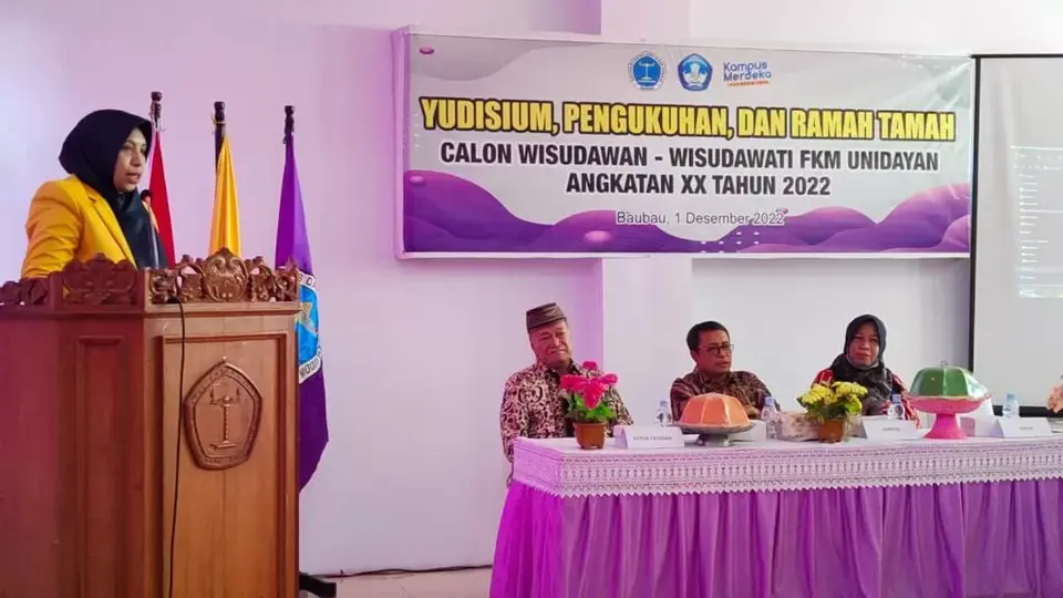 45 Mahasiswa FKM Unidayan Resmi Menyandang Gelar SKM