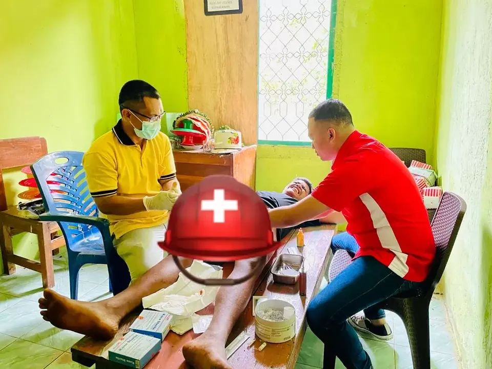 Sambut Hari Relawan, PMI Buteng Sunat Gratis Anak Pedesaan