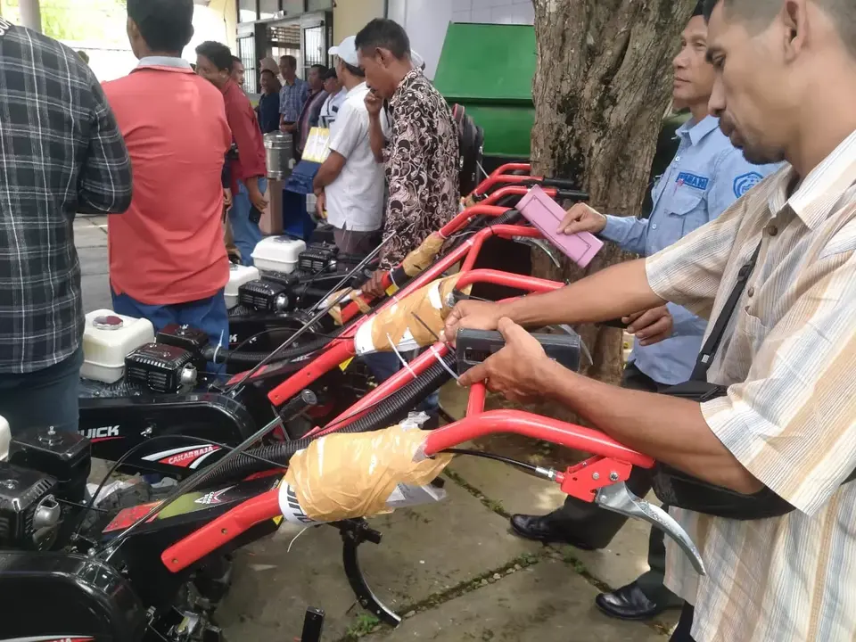 2.340 Petani Baubau Mendapatkan Berbagai Bantuan