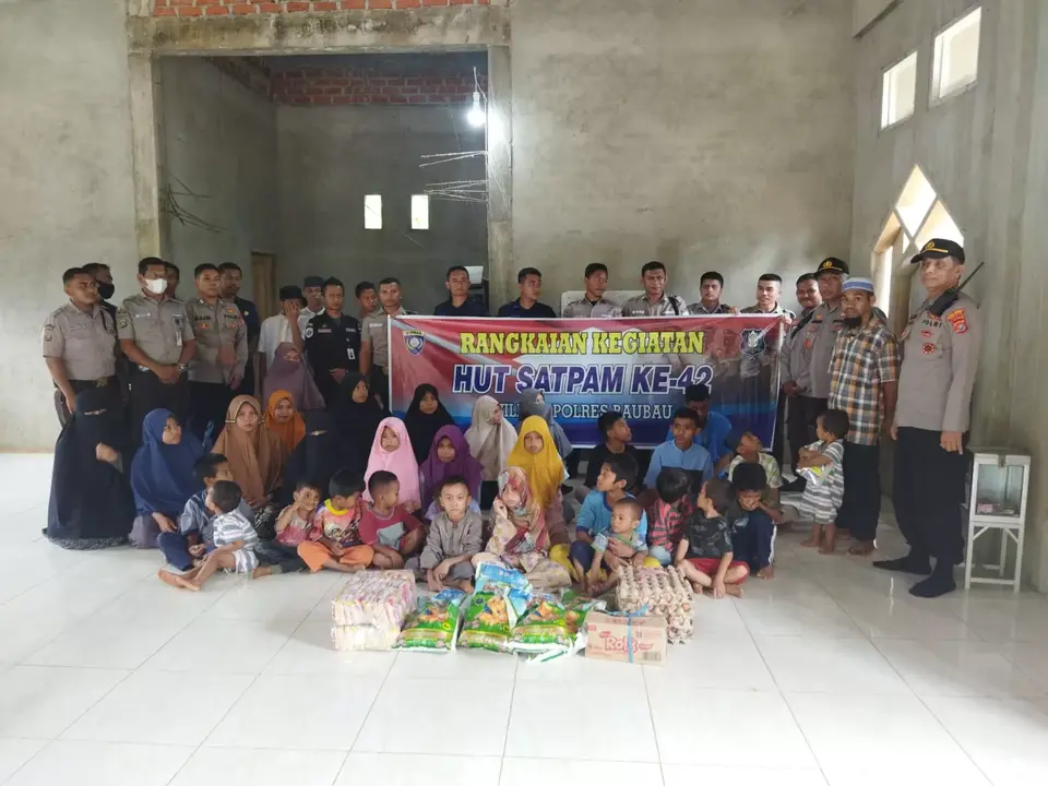 Sat Binmas Polres Baubau Bersama Satpam Anjangsana ke Panti Asuhan