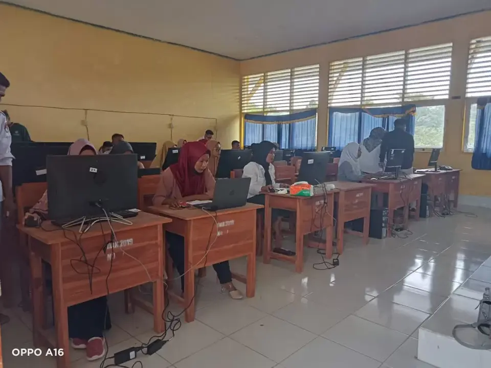 Ratusan Calon Anggota PPS Mubar Mengikuti Seleksi Tertulis