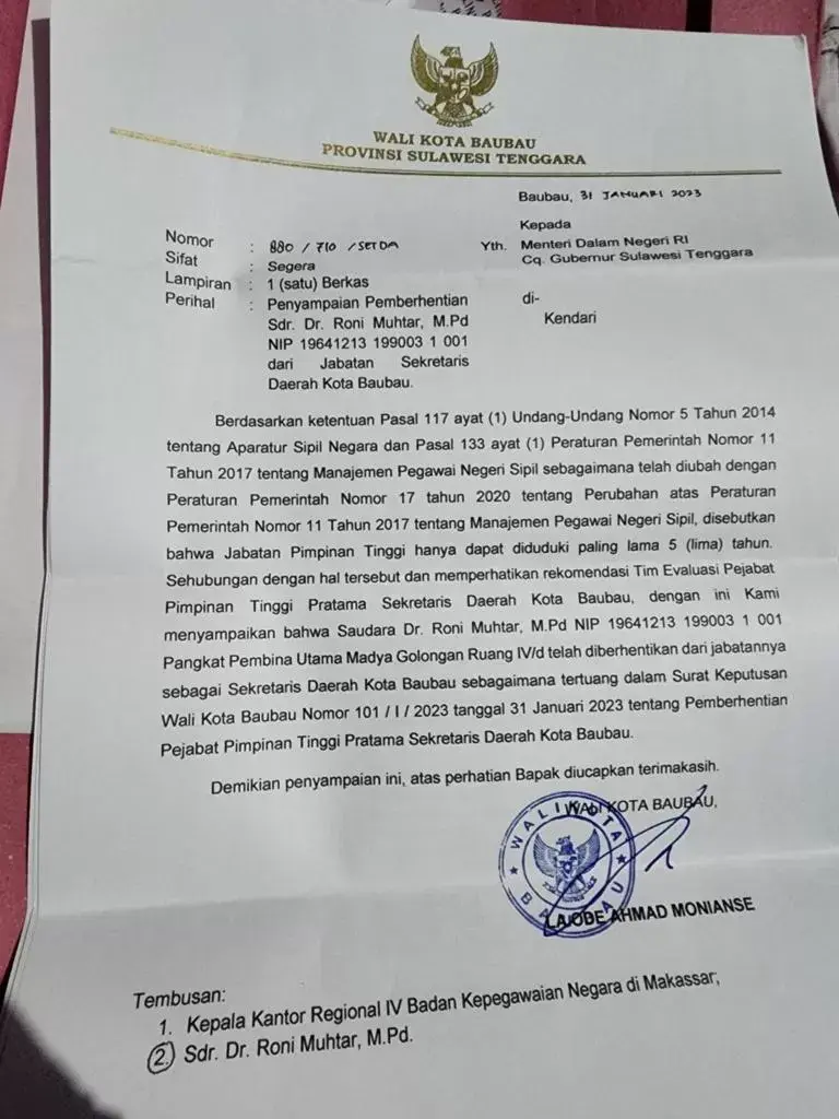 Heboh, Beredar Surat Pemberhentian Dr Roni Muhtar. Monianse Tunjuk Tamsir Tamim sebagai Plh Sekot Baubau
