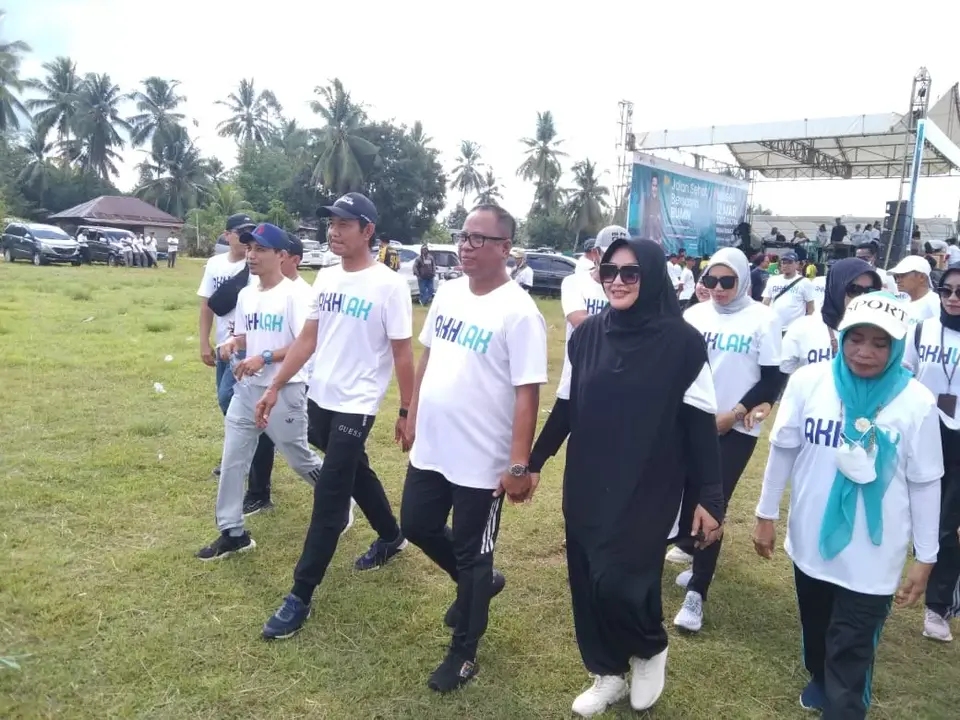 Bahri Meramaikan Jalan Santai HUT BUMN di Mubar