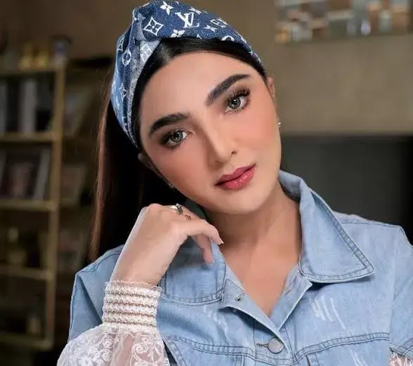 Sosok Ashanty yang Diterima Kuliah S3 di Unair