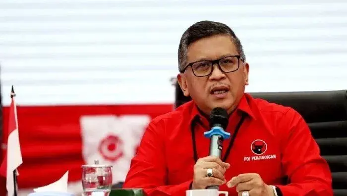 Hasto Sebut Ridwan Kamil Statusnya Masih Sebatas Bakal Cawapres
