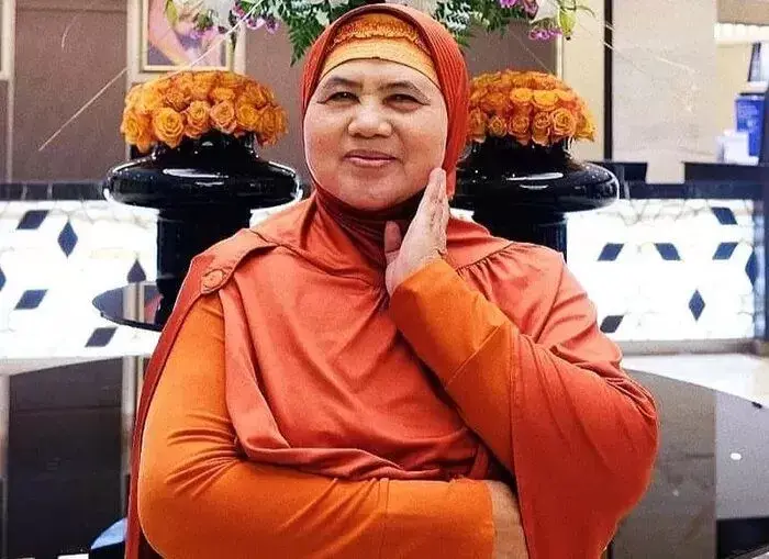 Mamah Dedeh Era 70-an Memiliki Paras Cantik dan Bintang Kampus