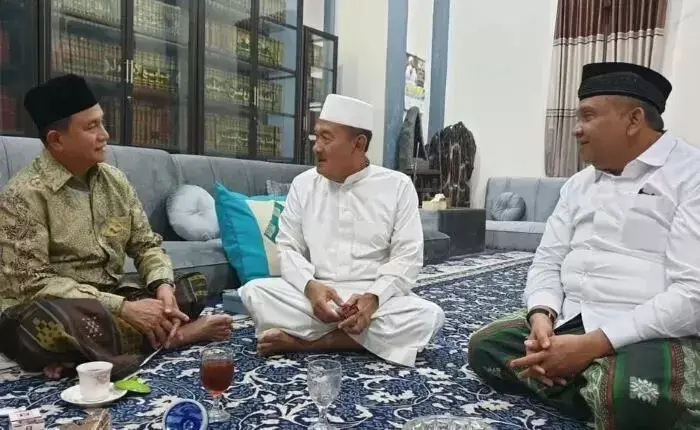 Yusril Ihza Mahendra Gelar Pertemuan Khusus dengan Kiai Pesantren Langitan