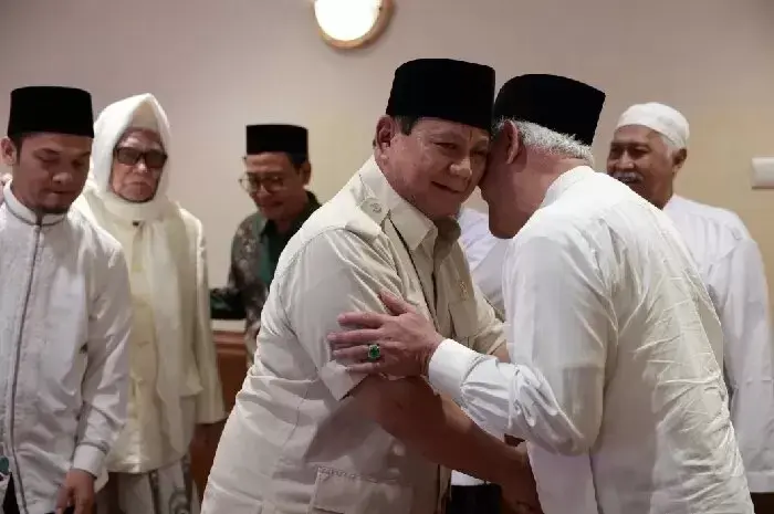 Prabowo Bikin Program Susu Gratis untuk Anak Sekolah