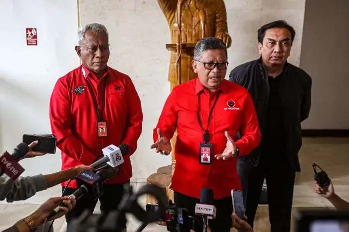 Hasto Kristiyanto Benarkan Ridwan Kamil Temui Megawati, Bahas Cawapres?