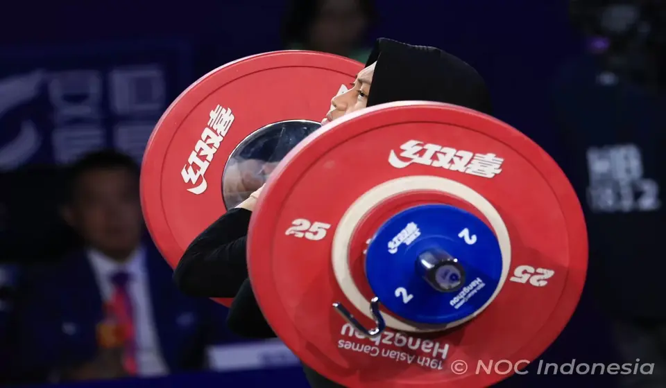 Hari Pertama Angkat Besi Asiang Games 2022, Tiga Lfter Indonesia tanpa Medali