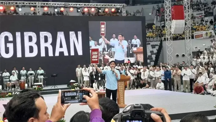 Gibran Komitmen Dukung Penuh Kalangan Santri dan Milenial