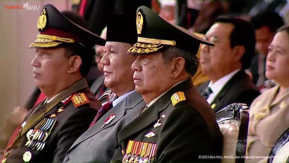 Prabowo-SBY Semakin Mesra, Jawara Deklarasi Dukung Amin, Ganjar Sarapan Bareng Warga