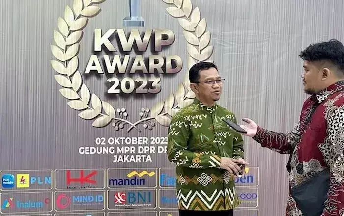 PPP Diganjar Penghargaan Fraksi Peduli Dunia Pendidikan dan Aspirasi Umat