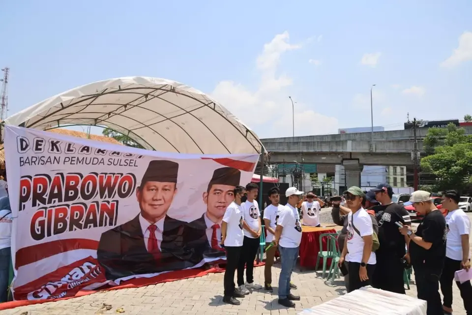 Ditolak Pj Gubernur di Monumen Mandala, Deklarasi Gibran Milenial Dibanjiri Ratusan Relawan