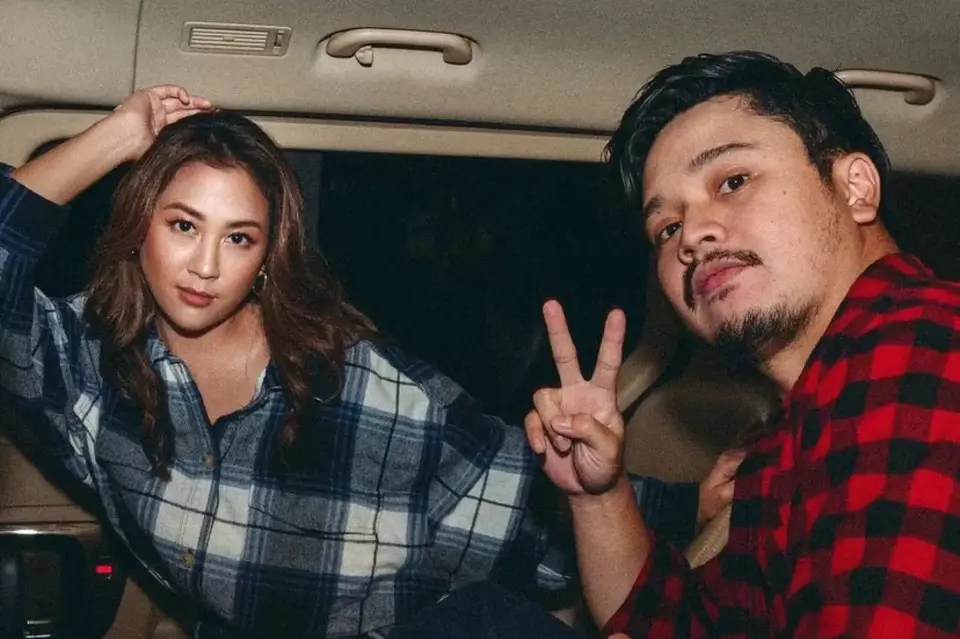 Act of Service Derby Romero Untuk Sherina Bikin Warganet Baper, Persahabatan yang Manis