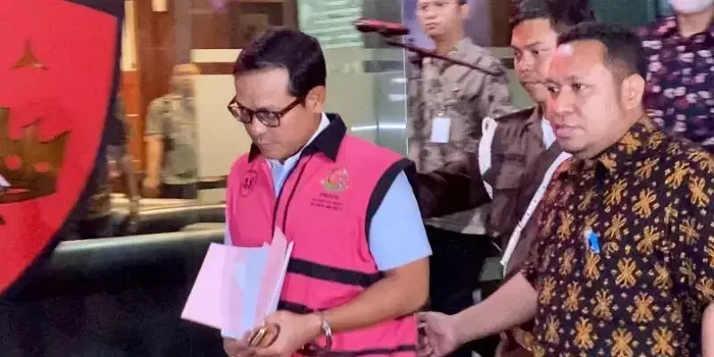 Tersangka Baru Edward Hutahaean Terima Uang BTS Rp 15 Miliar