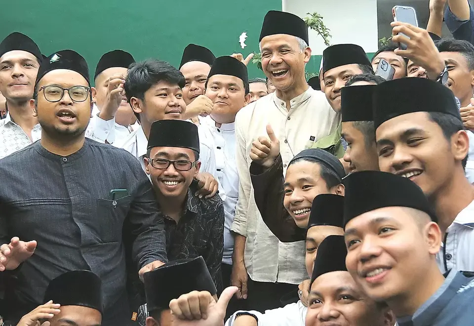 Sowan Ke Ponpes Al Hikam, Ganjar Sebut Hasyim Muzadi Adalah Gurunya