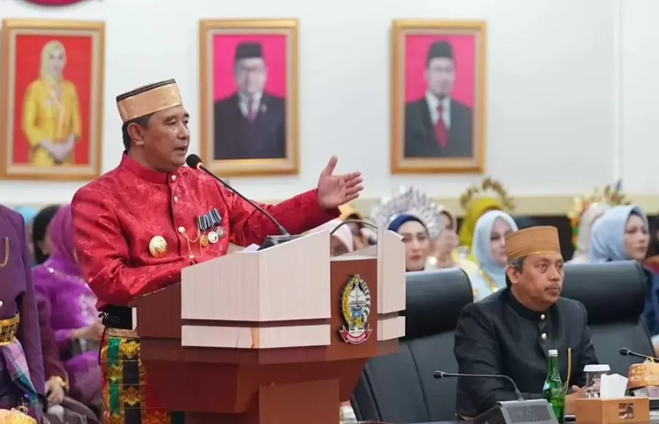 Pj Gubernur Minta Warga Sulsel Bertaubat dan Tidak Bersikap Sombong